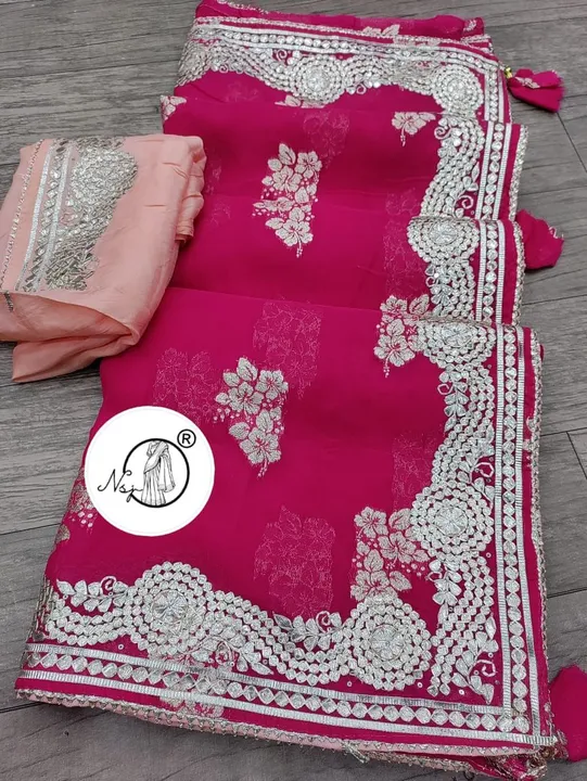Presents  gotapatti Saree*

New Launching for beauty

beautiful colour combination saree for all lad uploaded by Gota Patti manufacturing on 6/23/2023