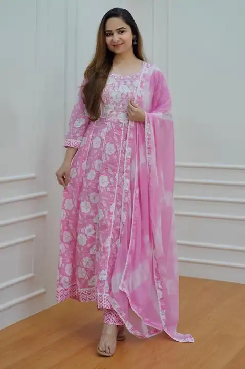 Kurta with pent and dupatta  uploaded by PANIHARI COLLECTION CENTRE on 6/24/2023