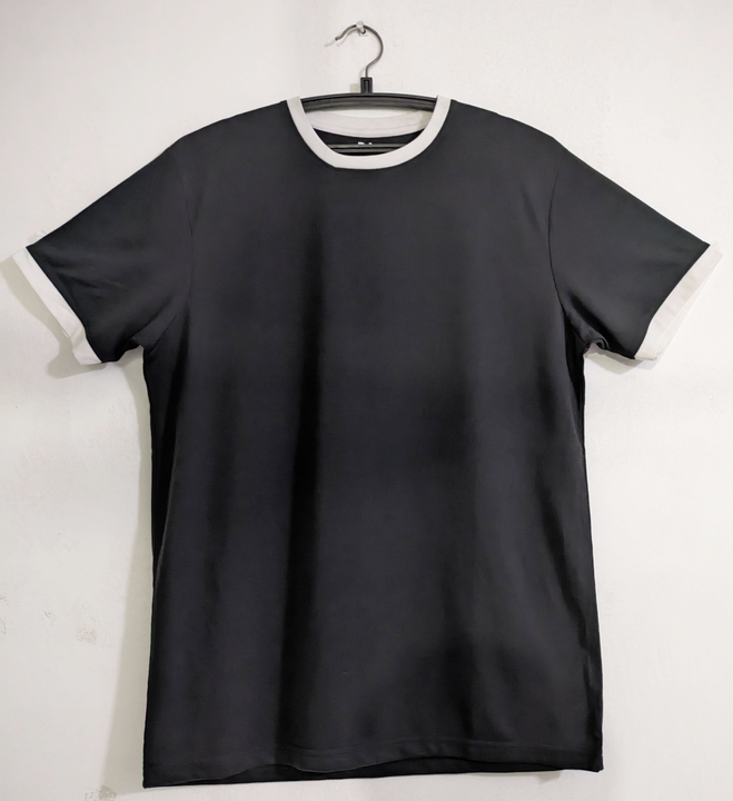 Post image T-shirt &amp; Short 
T-shirt Fabric - Dryfit + Spun 
5000 Piece Available