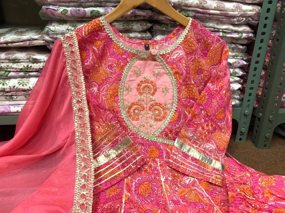 Embroidered kurti uploaded by PANIHARI COLLECTION CENTRE on 6/24/2023