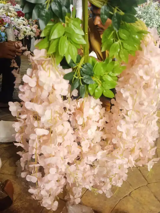 Visteria hanging artificial flowers  uploaded by business on 6/24/2023