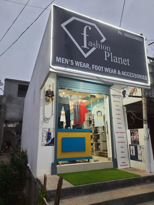 Post image Fashion Planet has updated their profile picture.