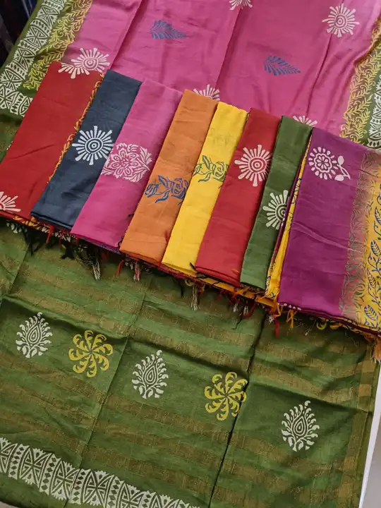 Product uploaded by Mukesh Saree Centre on 6/26/2023