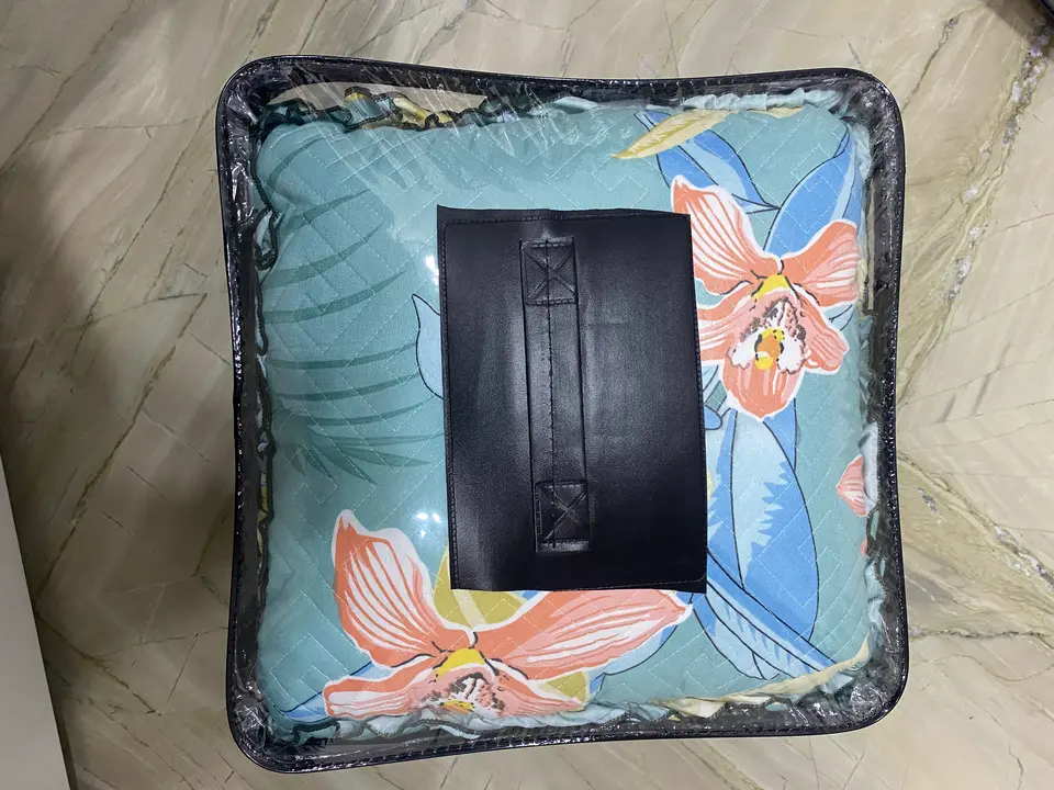 5 Piece Cushion Bedding Set uploaded by Gulmohar Bedsheets on 6/27/2023
