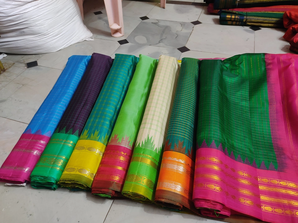 Product uploaded by Gadwal handloom sarees on 6/27/2023