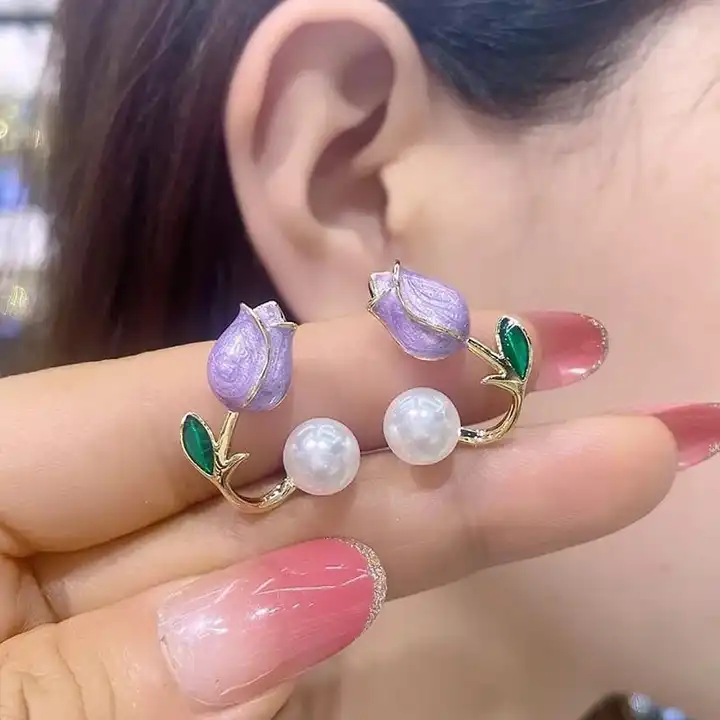 Latest design earrings  uploaded by Trend Flux on 6/28/2023