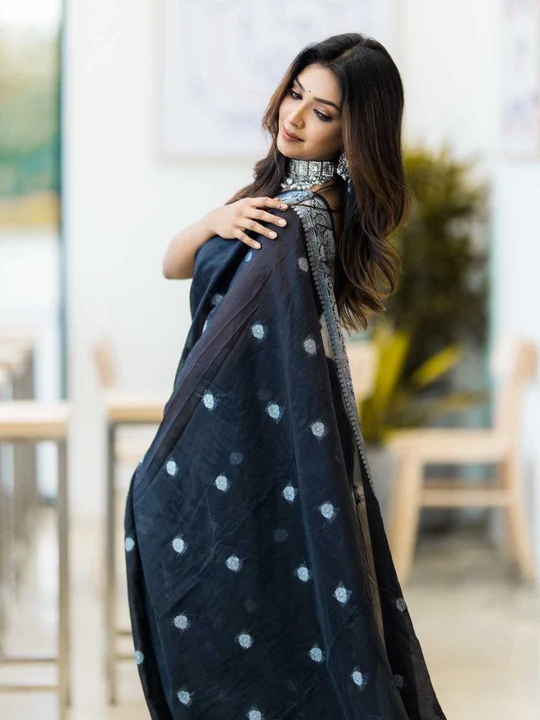 Rich pallu with allovar butii desing saree  uploaded by Dhananjay Creations Pvt Ltd. on 6/29/2023