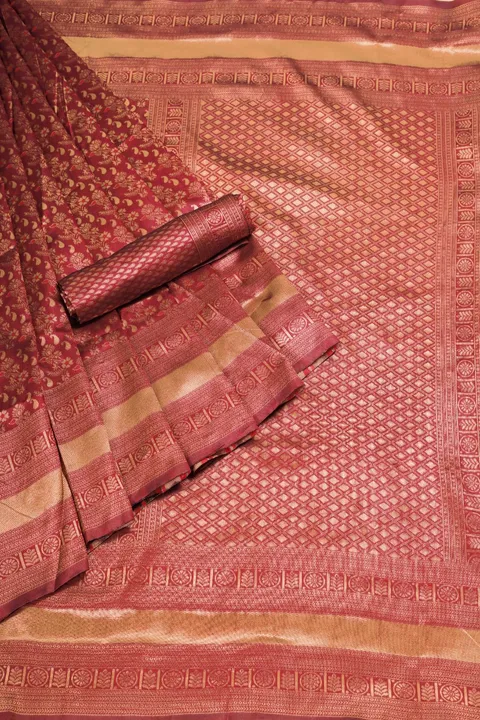 Rich pallu with allovar golden zari weaving design saree uploaded by Dhananjay Creations Pvt Ltd. on 6/29/2023