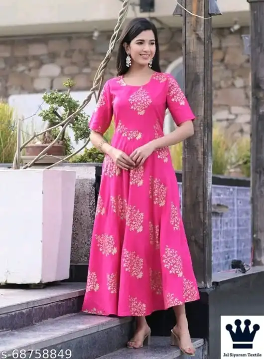 Pink khadi uploaded by Babitas fashion's on 6/29/2023