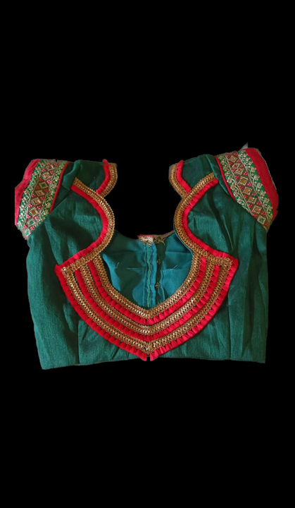 Designer blouse  uploaded by Chhaya Silai Centre on 6/30/2023