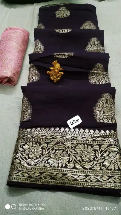 Pyore jorjat fabric
Contrast Blouse with Same Zari of Lahariya Saree uploaded by urmi collection on 6/30/2023