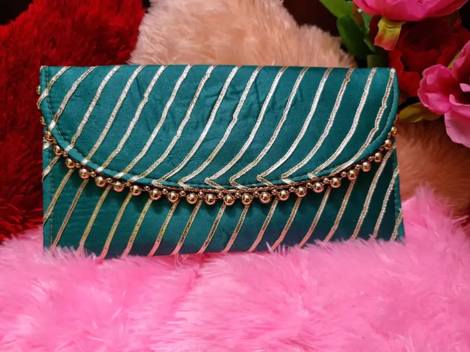 Lahriya wallet  uploaded by Indiana Creations  on 7/1/2023
