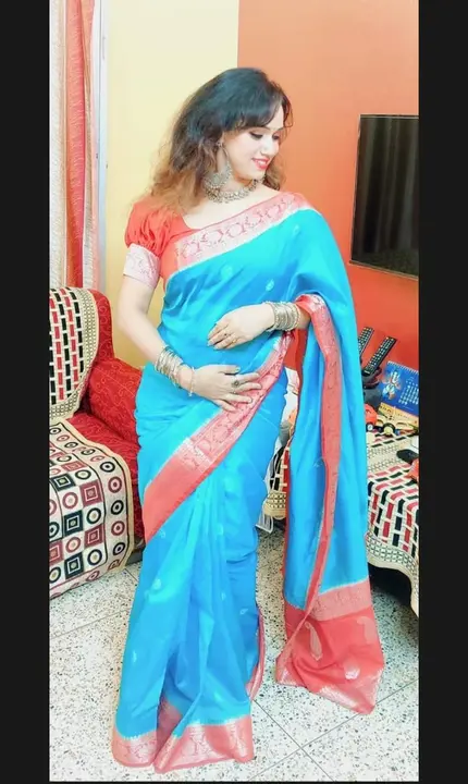 Banarasi silk Saree  uploaded by Banarasi Silk Sarees on 7/1/2023