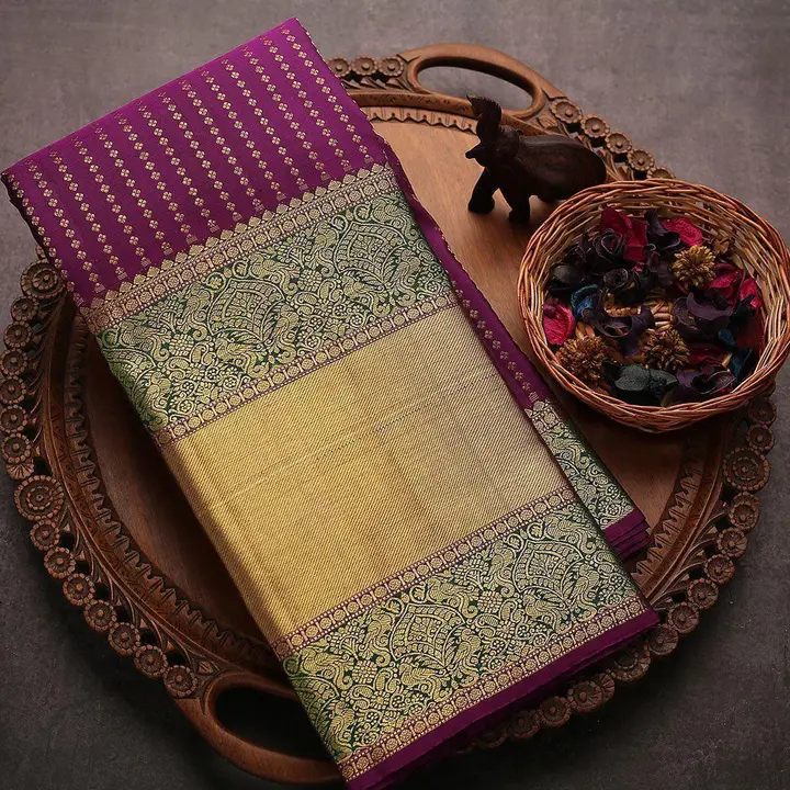 * NEW LAUNCHING *

ESOMIC-5016

THIS GORGEOUS SILK SAREE FROM ESOMIC IS A WORK OF ART. THE INTRICATE uploaded by Esomic on 7/1/2023