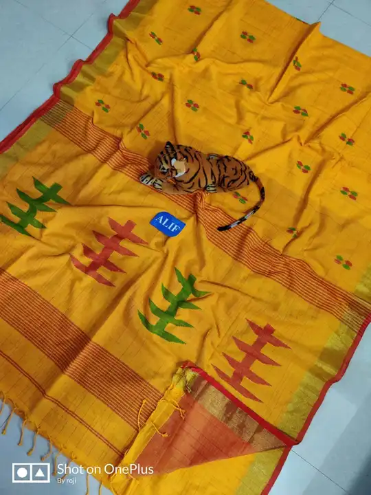 PURE COTTON KHADI CHECK. BOL BUTI SAREE uploaded by Tulika butique on 7/1/2023