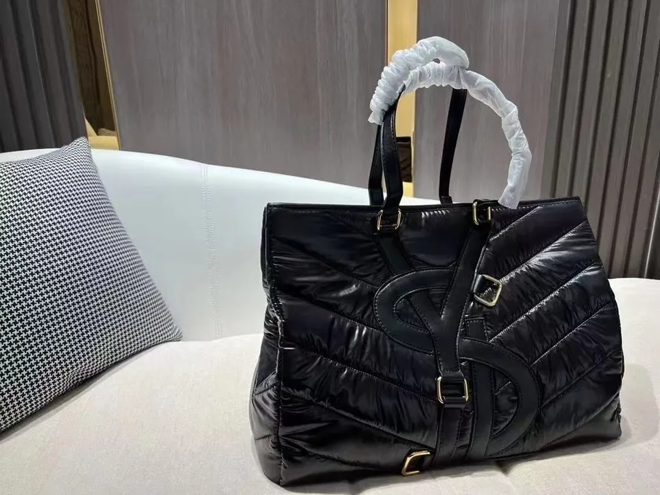 Handbag uploaded by Taibani collection on 7/1/2023