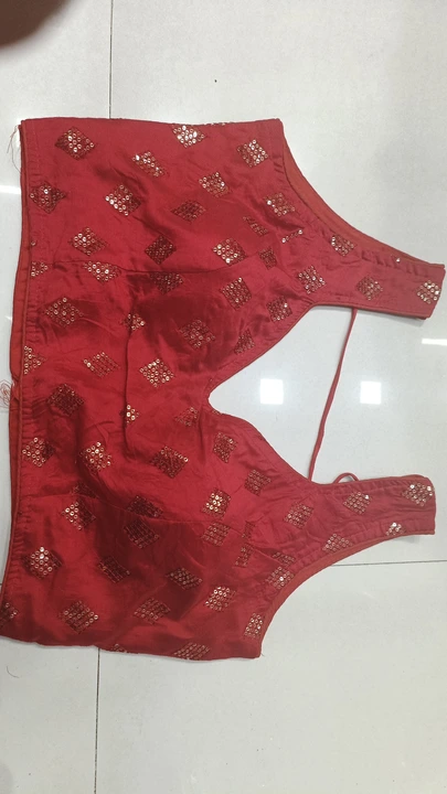 Ready made blouse  uploaded by Shree kamdhenu textile on 7/2/2023