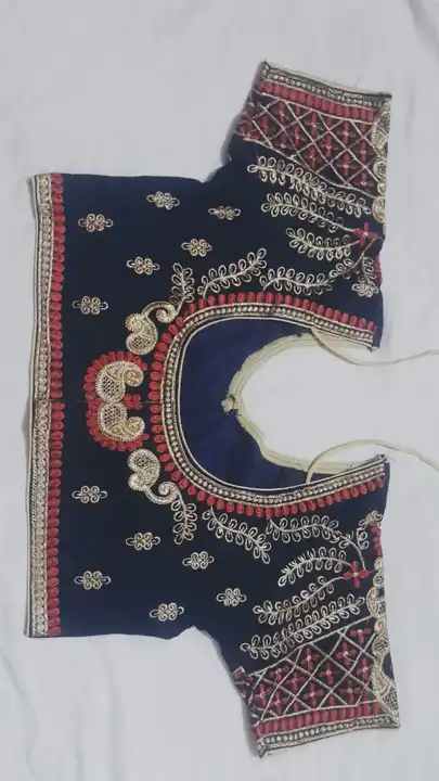 Ready blouse  uploaded by Shree kamdhenu textile on 7/2/2023