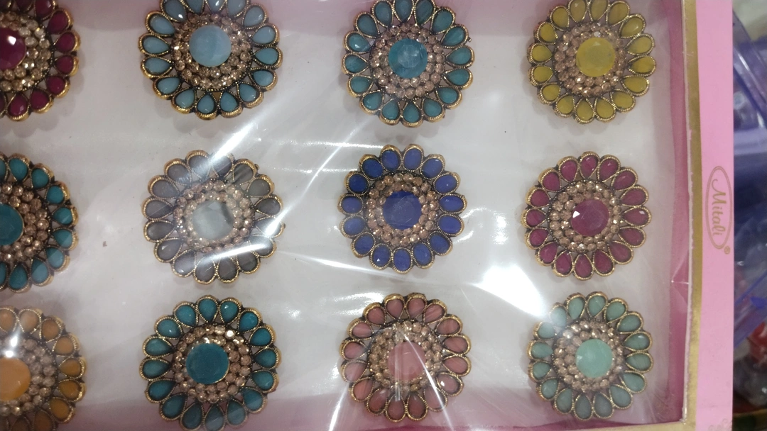 Jewellery uploaded by business on 7/2/2023