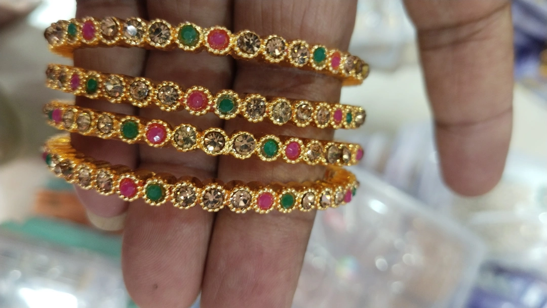 Jewellery uploaded by dinesh bindi bhandar on 7/2/2023