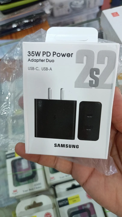 35W PD Power adapter dual port uploaded by business on 7/2/2023