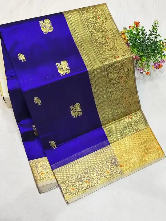Pure Peshwai paithani with high Quality What's up uploaded by SAMARTH PAITHANI WHAT'S UP 8087211077 on 7/2/2023