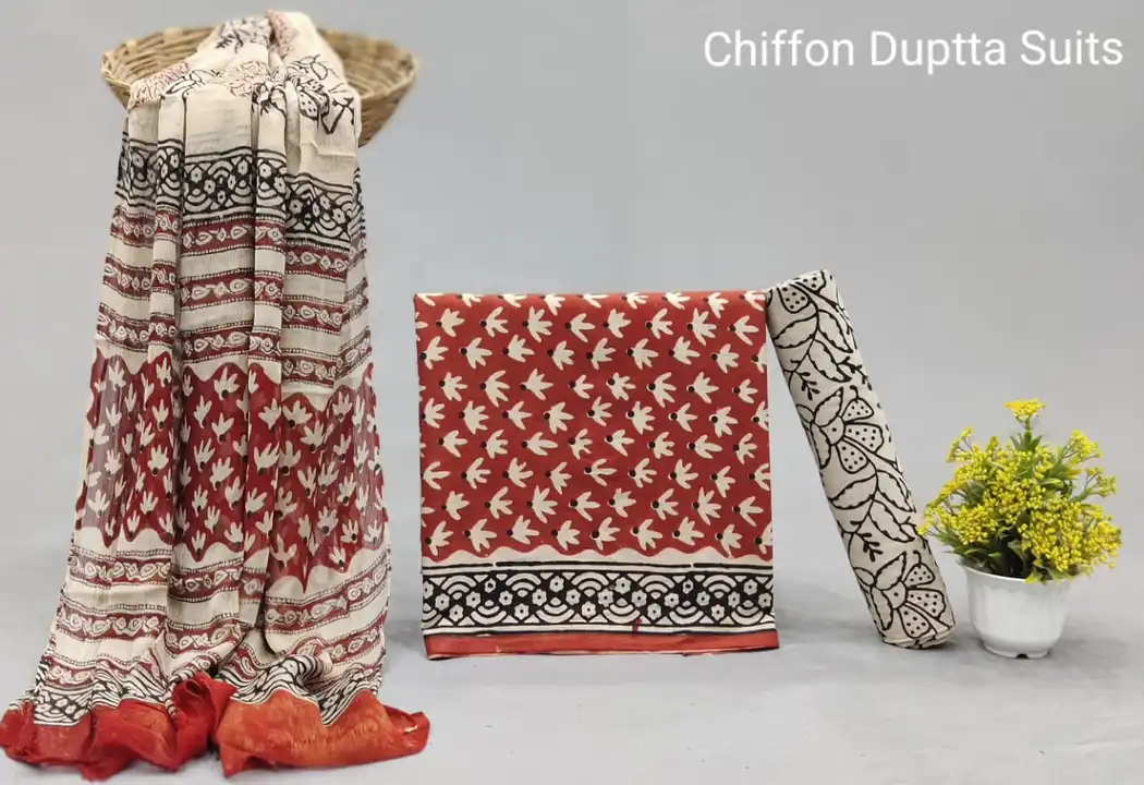 🦚🦚🦚🦚🦚🦚🦚Cotton suits with chiffon duppta
Hand block print
Top cotton 2.50
Duptta chiffon 2.50
 uploaded by Saiba hand block on 7/3/2023