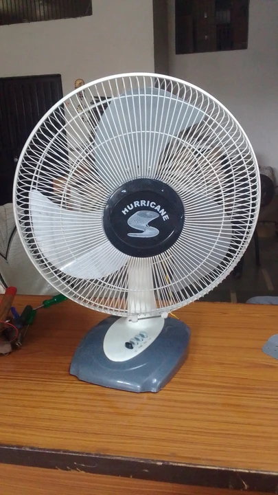 TABLE FAN 400MM WITH METAL BLADE uploaded by business on 7/4/2023