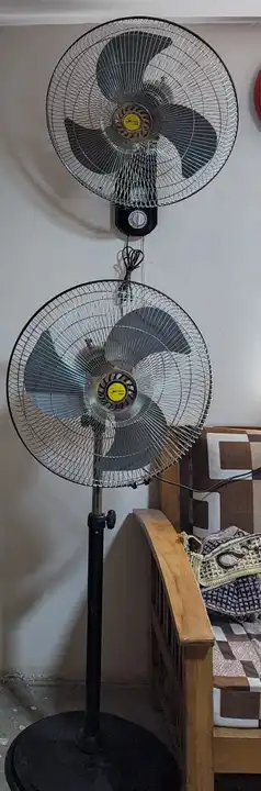 pedesral fan with metal bladein 16....18....20 inches sweep uploaded by business on 7/4/2023