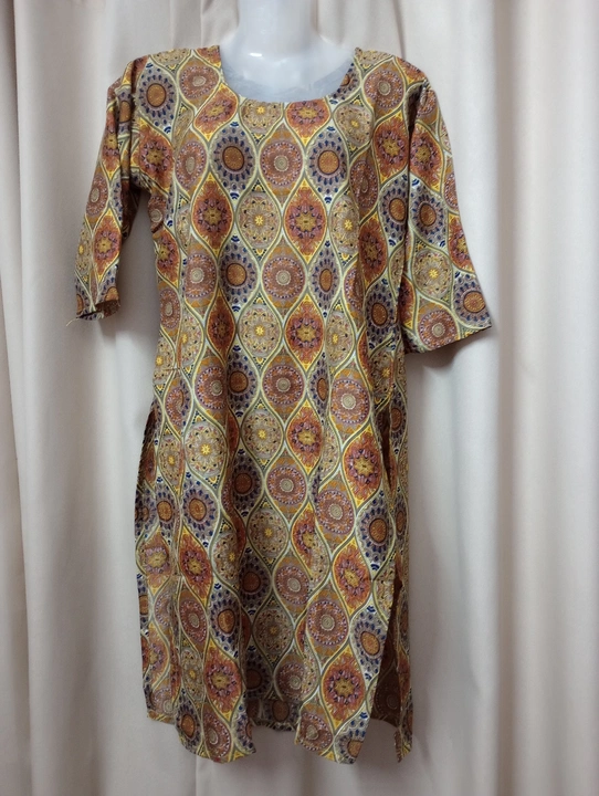 Printed Kurti uploaded by Fashion Door on 7/4/2023