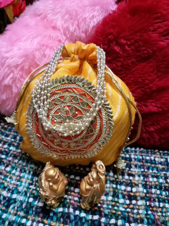 Bridal Lahriya potli bag uploaded by Indiana Creations  on 7/4/2023