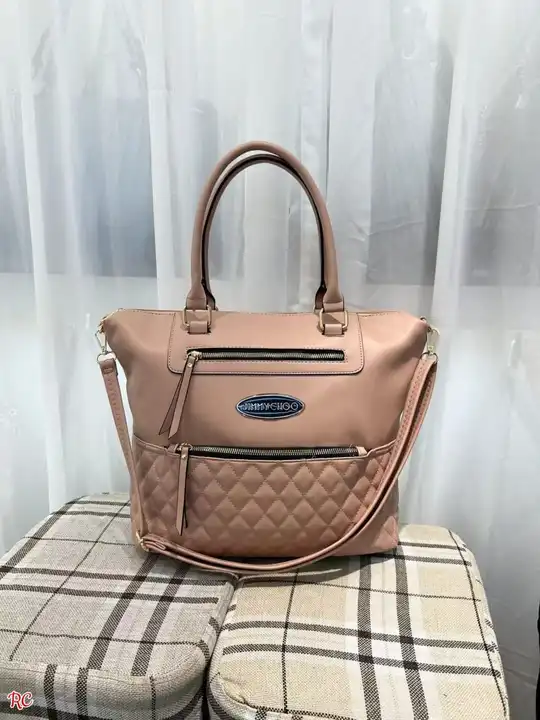 Handbag uploaded by Taibani collection on 7/4/2023