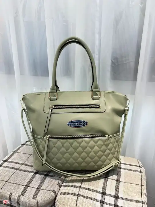 Handbag uploaded by Taibani collection on 7/4/2023
