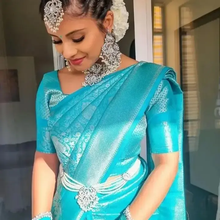 😍Silk Saree😍 uploaded by Abhiee'z Boutique on 7/4/2023