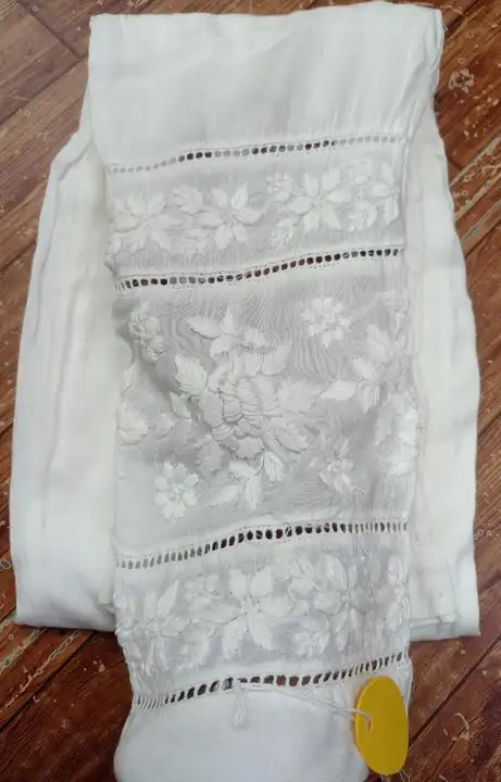 Pant uploaded by Lcf crafts (lucknow Chikan factory) on 7/5/2023