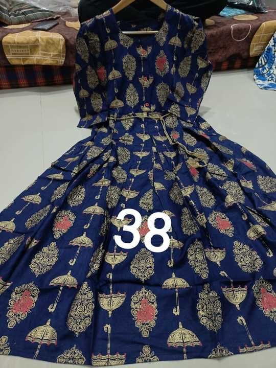 *👸  holi dhamaal*🥳

Reyon long kurtis

Size mentioned on pic

  uploaded by business on 3/15/2021
