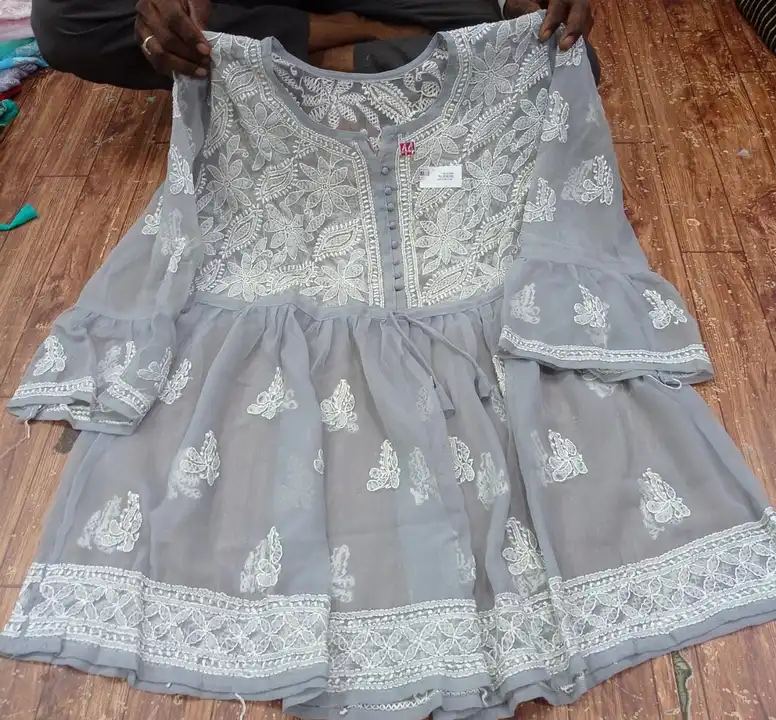 Short top uploaded by Lcf crafts (lucknow Chikan factory) on 7/5/2023
