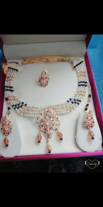 Product uploaded by Nayab jewelers on 7/5/2023