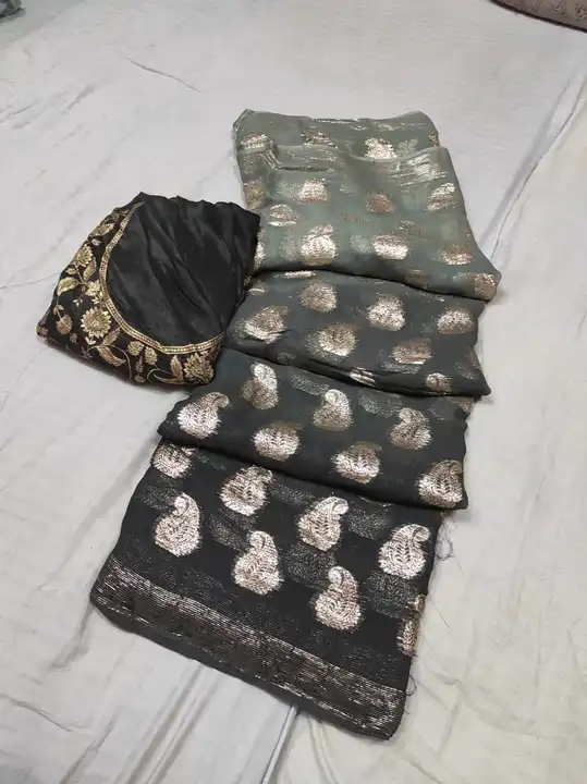 Banarasi havey blouse uploaded by All sale fashion on 7/6/2023
