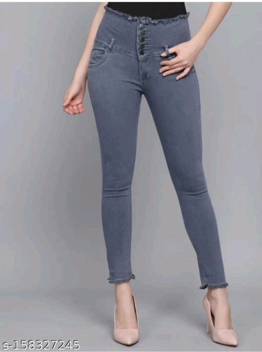 Women jeans uploaded by Littlemama on 7/6/2023