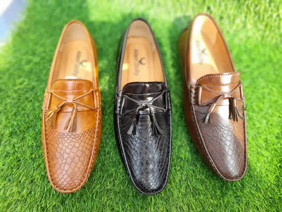 Mens loafer shoes  uploaded by business on 7/6/2023