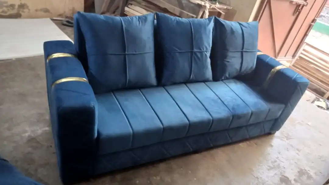 Sofas uploaded by Aakash Luxurious Furniture on 7/6/2023