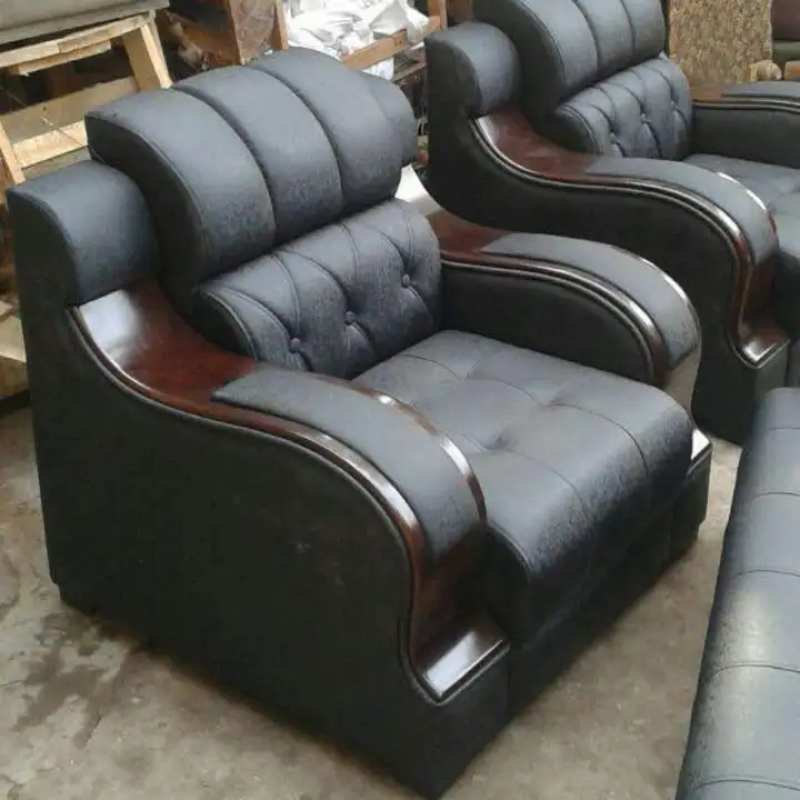 Sofas uploaded by Aakash Luxurious Furniture on 7/6/2023