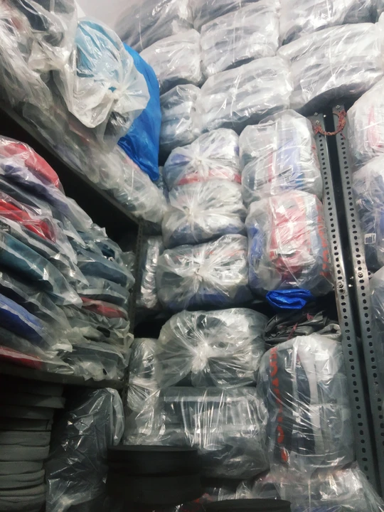 Warehouse Store Images of FOREIGN BAGS📱9650772574📱