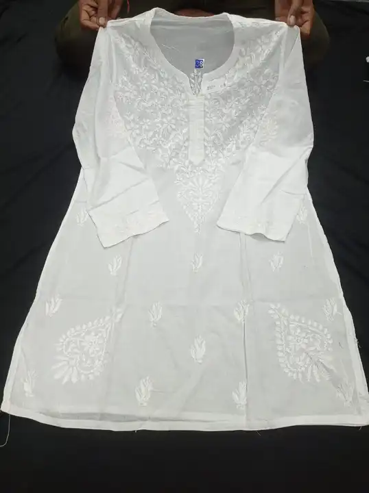 Malmal cotton short kurti uploaded by Lcf crafts (lucknow Chikan factory) on 7/6/2023