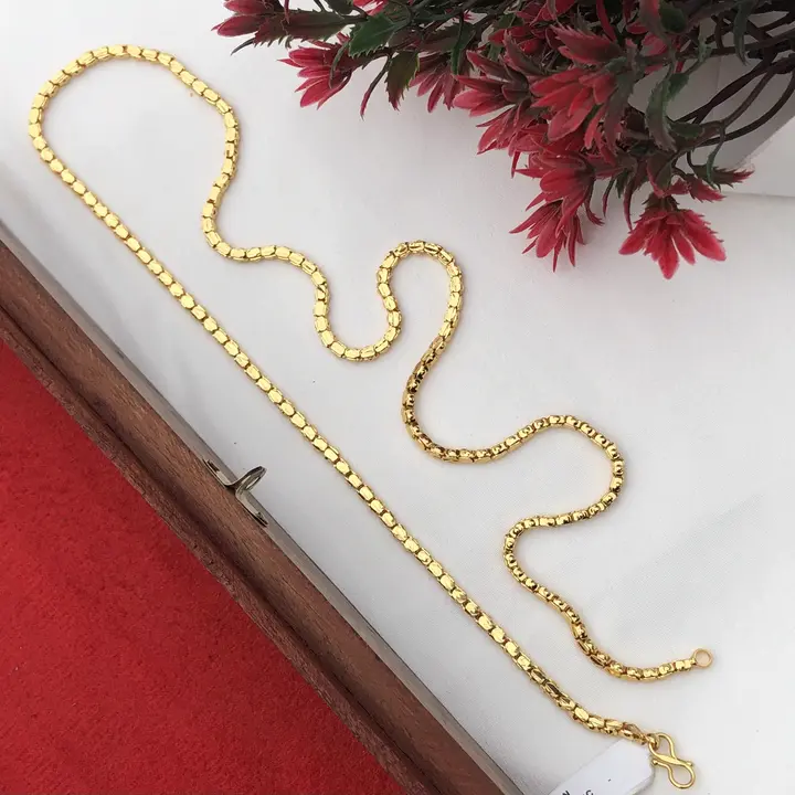 MicMicro gold plated chain 6  month guarantee full uploaded by Radhe jewellery  on 7/6/2023