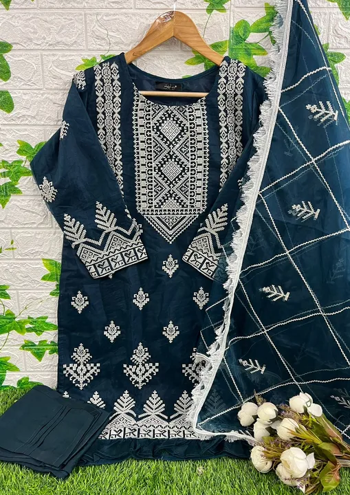 Pakistani Suits uploaded by Stock Studio on 7/7/2023