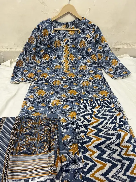 Cotton 60-60 3 piece with beautiful and attractive prints  uploaded by RADHE INTERNATIONAL 2 on 7/7/2023