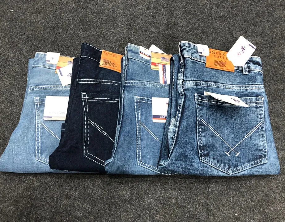 Men's baggy ton jeans  uploaded by BLACKVELVET on 7/7/2023
