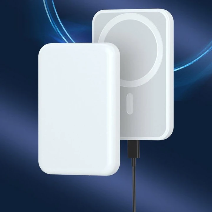 Magsafe Power Bank  uploaded by Bhavani Mobile Accessorie on 7/8/2023